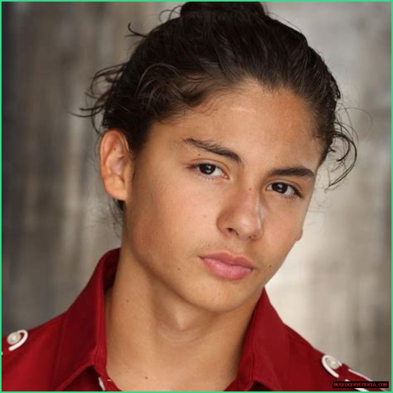 adrienne rodriguez (Family Member) - Age, Birthday, Bio, Facts, Family, Net Worth, Height & More