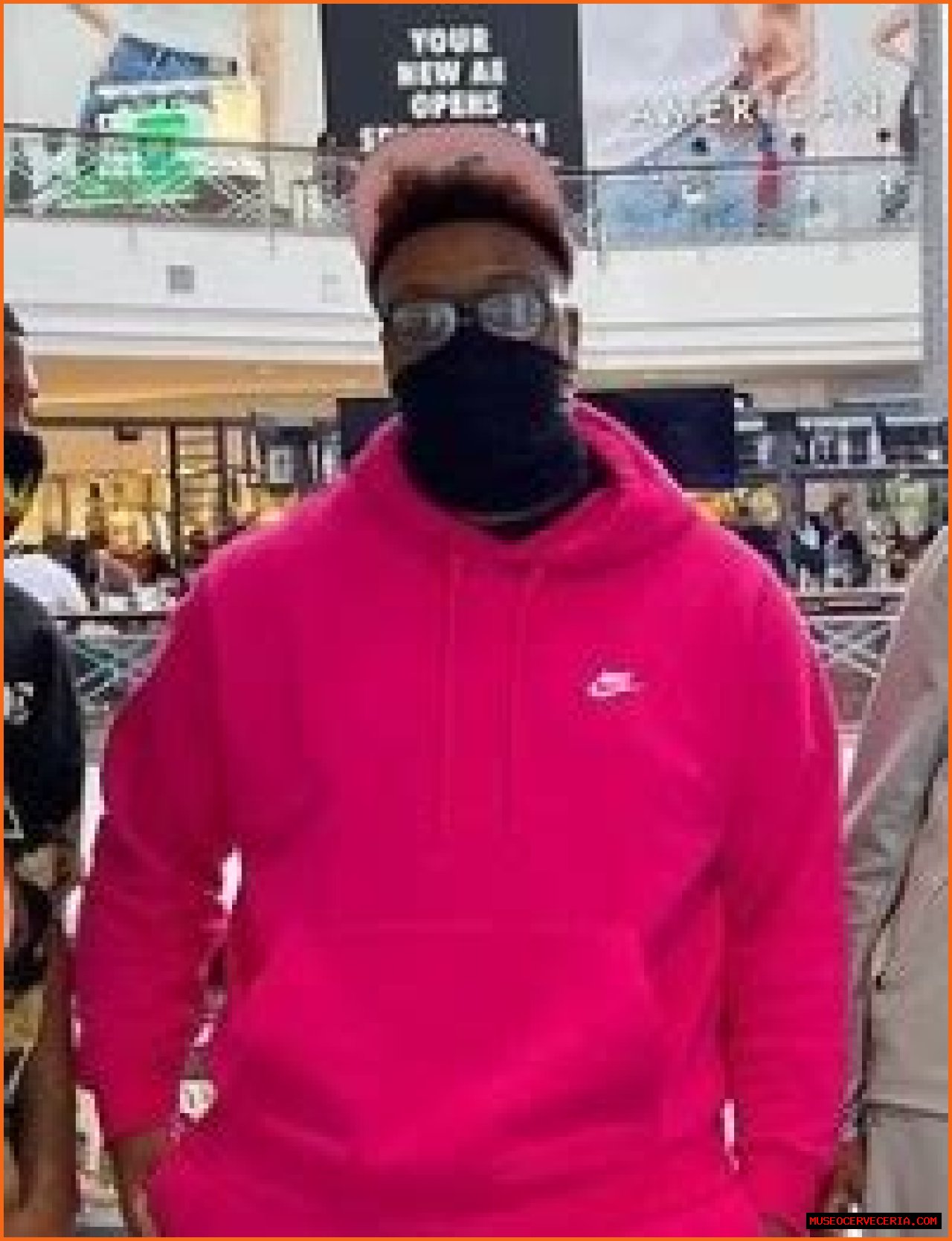 Cuffem (Twitch Star) - Age, Birthday, Bio, Facts, Family, Net Worth, Height & More