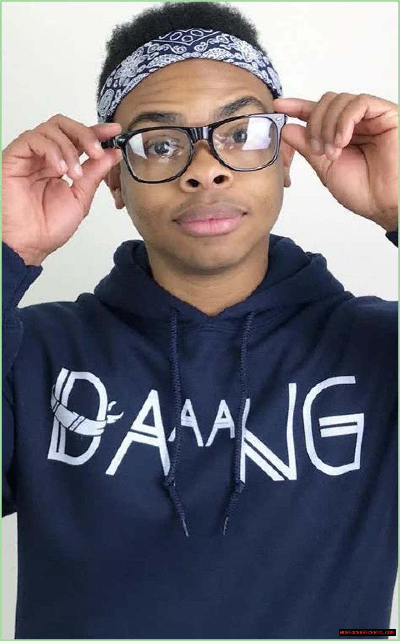 DangMattSmith (YouTube Star) - Age, Birthday, Bio, Facts, Family, Net Worth, Height & More