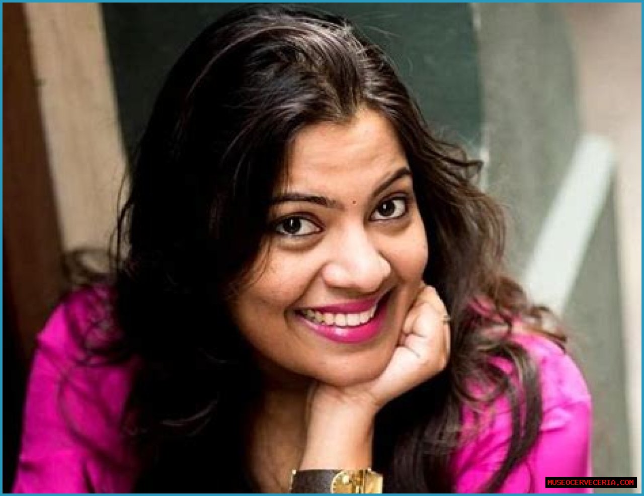 Geetha Madhuri (Singer) Height, Weight, Age, Husband, Biography & More » StarsUnfolded