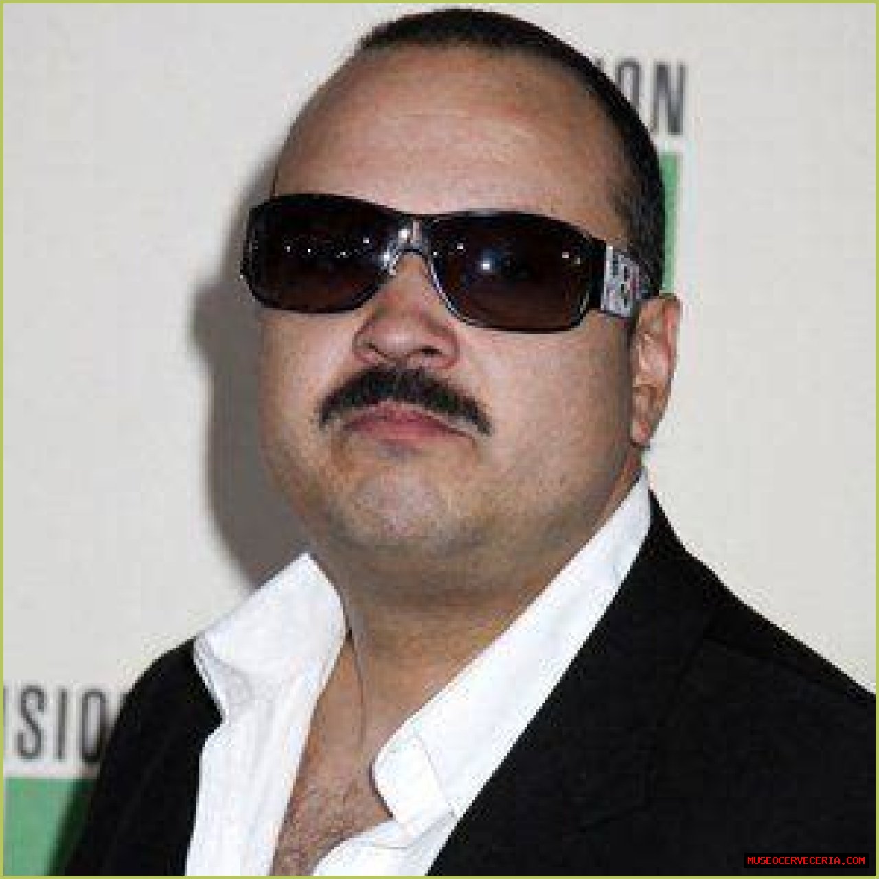 Pepe Aguilar (Cantante de Música Mundial) - Edad, cumpleaños, biografía, hechos, familia, patrimonio neto, altura y más