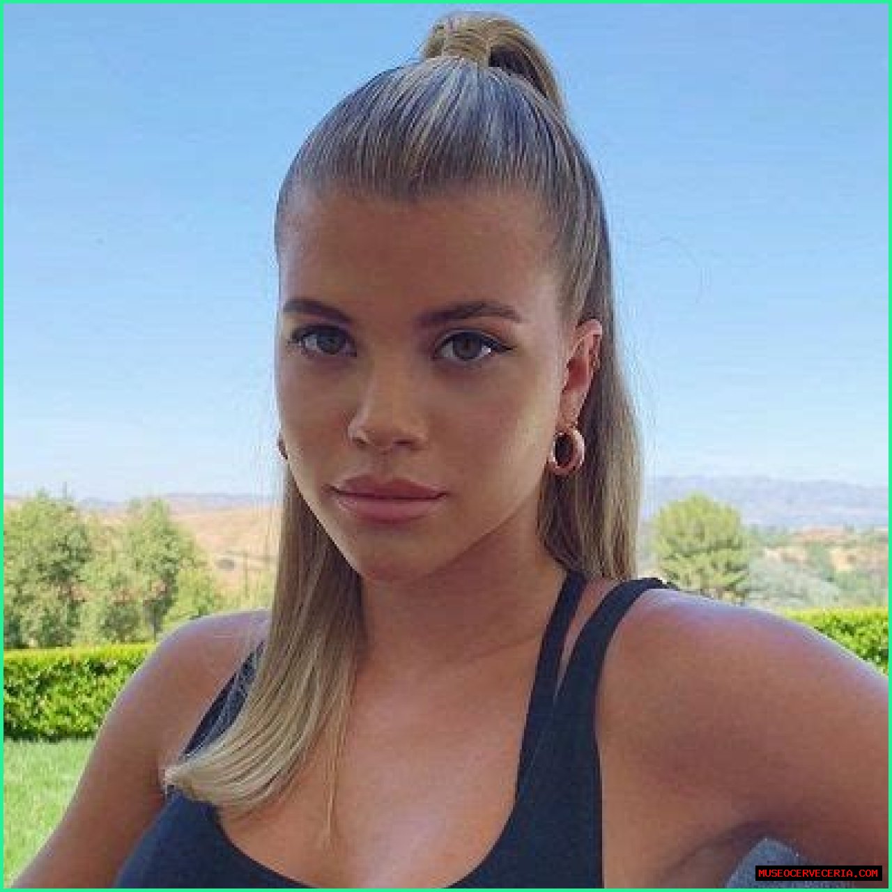 Sofia Richie - Bio, Age, Height, Single, Nationality, Body Measurement