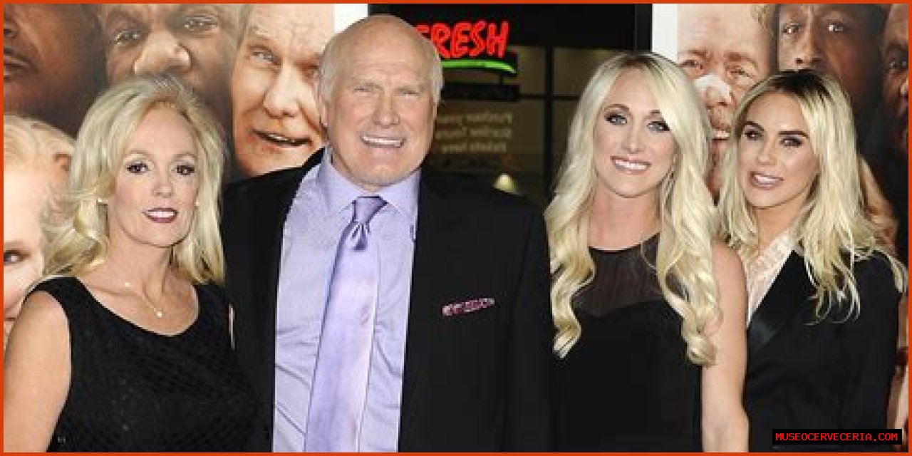 Terry Bradshaw's Children See Him as a 'Vibrant, Positive Person' - Meet His Beautiful Daughters
