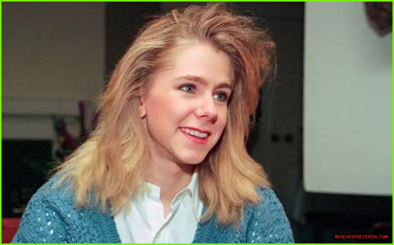 Tonya Harding Age, Wikipedia, Biography, Children, Salary, Net Worth, Parents.