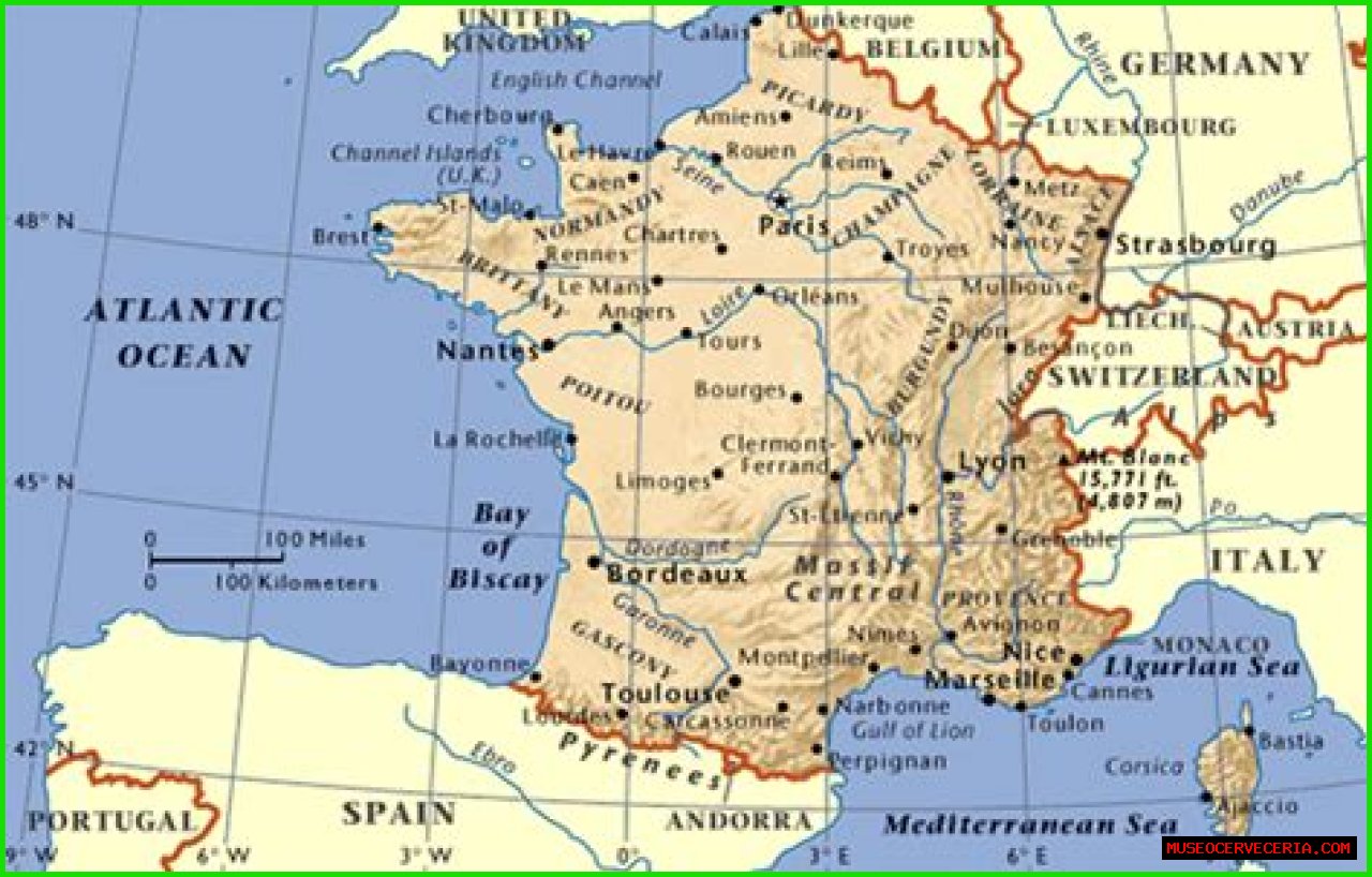What is the absolute and relative location of France?