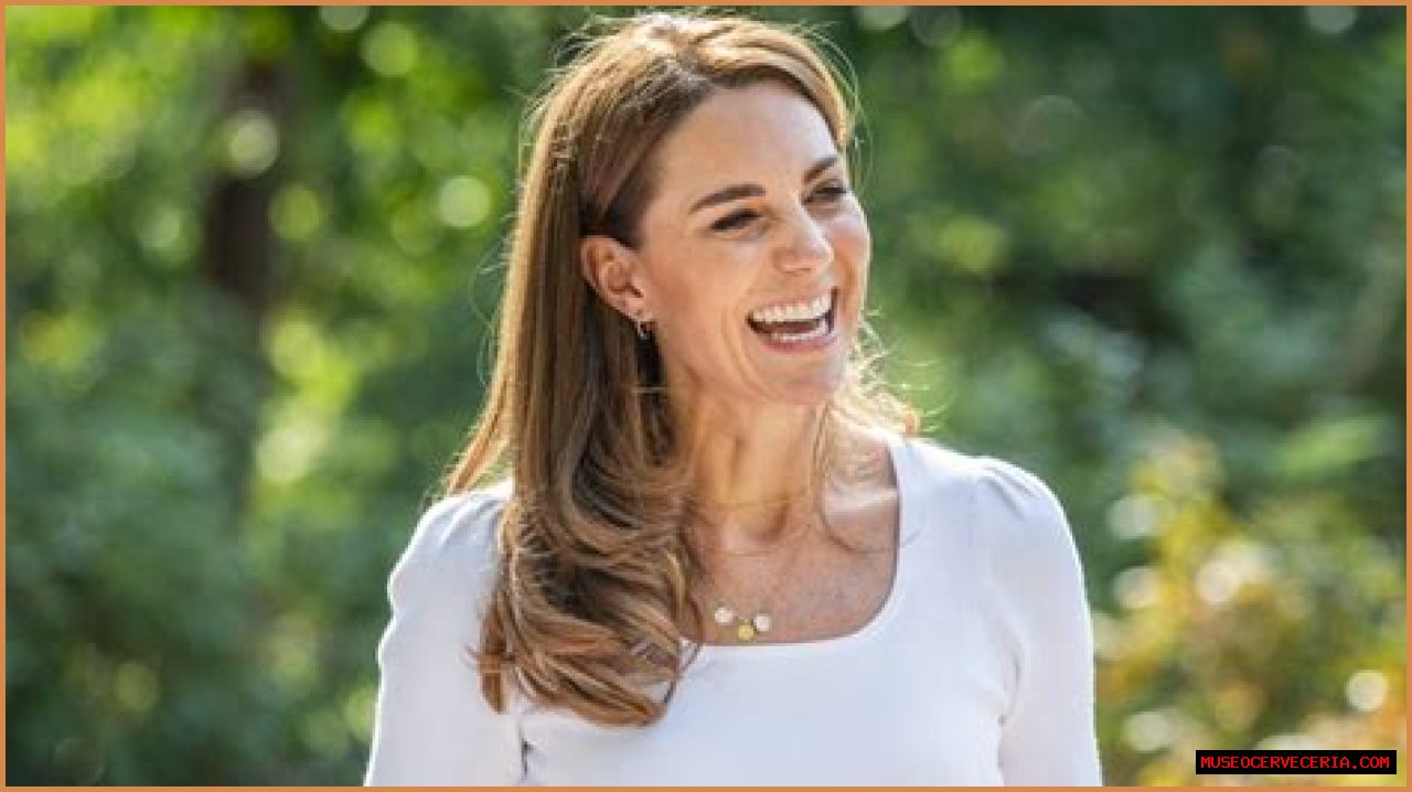 Why is Kate Middleton’s first official photo post-surgery sparking fresh gossip? The new questions about the Princess of Wales, answered